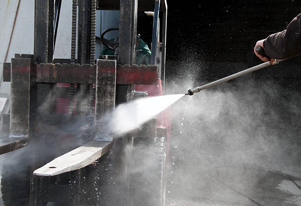 Best Pool Deck Cleaning  in St Joseph, IL